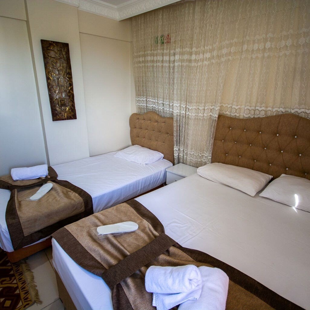 Територія Ozyurt Hotel 2*